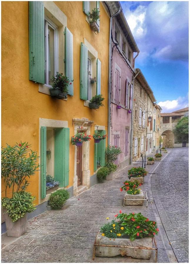 Le Regordane - Appartement 4 Personnes - Centre Wifi Cosy Saint-Gilles  Buitenkant foto